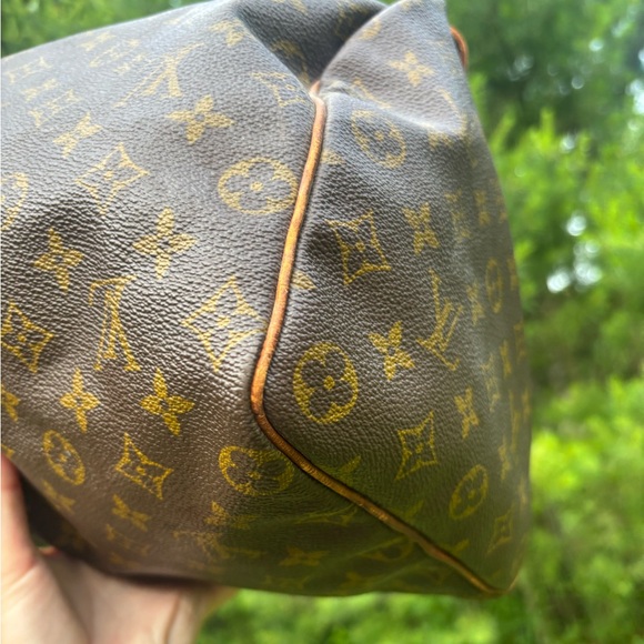 Louis Vuitton Brown Monogram Travel Bag - Picture 12 of 14